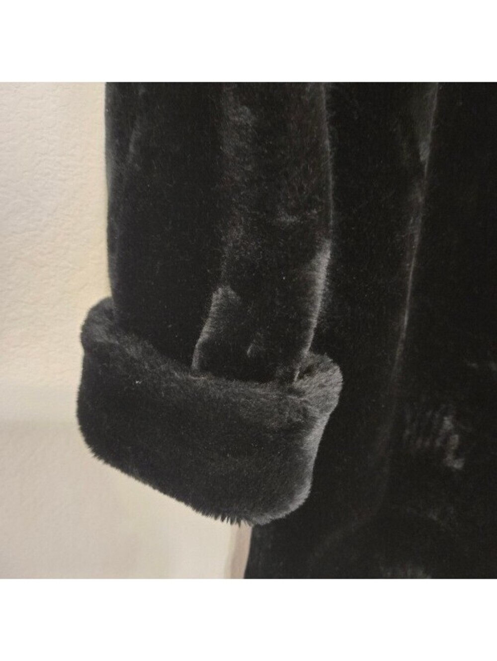 Vintage Donnybrook Women Size M Black Faux Fur Lining Leather Trim Y2K MOBWIFE